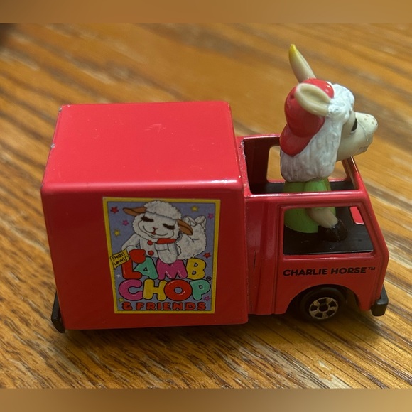 Vintage 1994 Die Cast Toy Charlie Horse in a Van - Picture 1 of 5